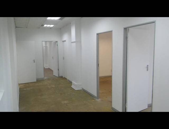 700M² OFFICE TO LET IN KRUGERSDORP CENTRAL